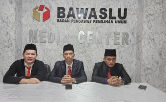 jum'at, (04/04/2025)