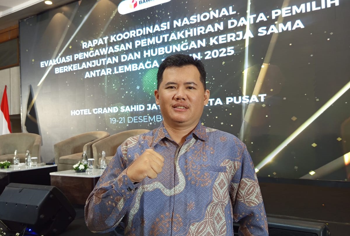 Minggu, (21/12/2025)