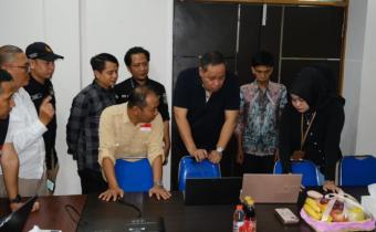 Minggu, (20/04/2025)